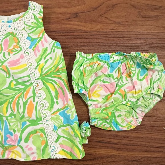 Lilly Pulitzer Set~ Elephant Ear Pattern ~ Girls 12-18 M - Picture 2 of 4